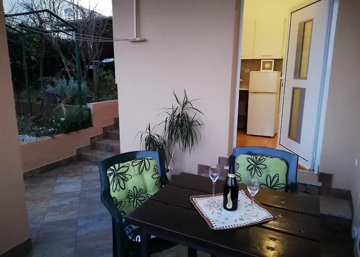 Piranesi With A Parking Space Pula