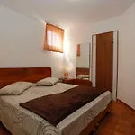 Apartamento Piranesi With A Parking Space Pula